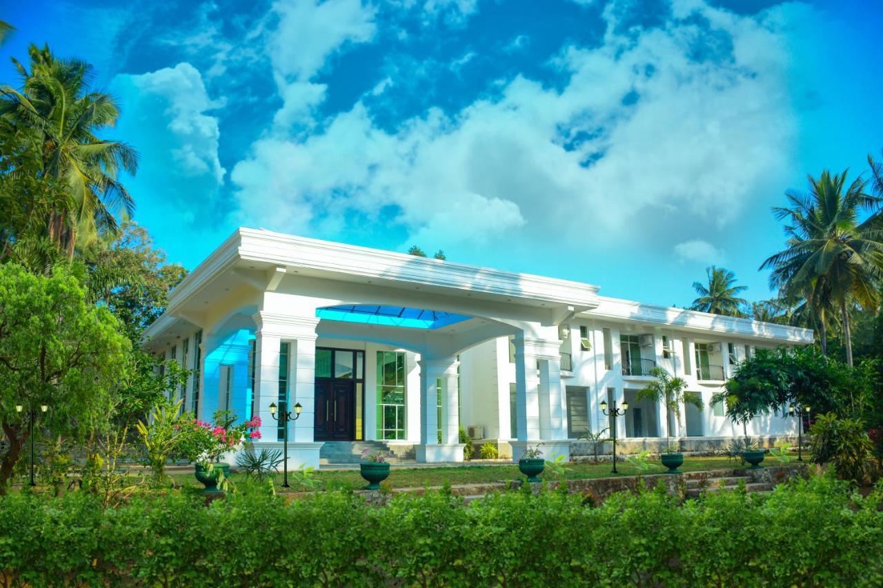 Soba Lanka Holiday Resort Melsiripura Exterior foto